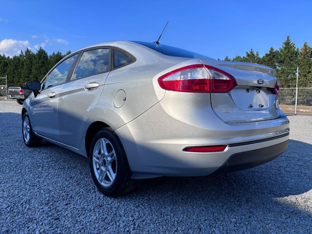 Used 2019 Ford Fiesta SE FWD image 7