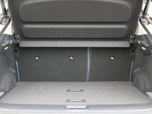 Used 2024 Nissan Ariya AWD image 27