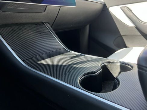 Used 2020 Tesla Model Y Long Range image 51