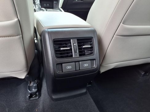 Used 2022 Honda Accord EX-L image 14