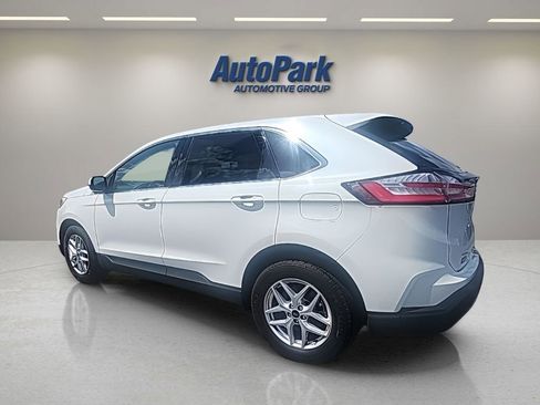 Certified 2024 Ford Edge SEL w/ Convenience Package AWD/4WD image 6