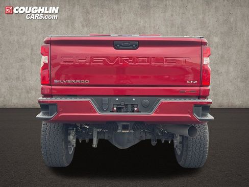 Used 2020 Chevrolet Silverado 2500 LTZ w/ LTZ Premium Package AWD/4WD image 5