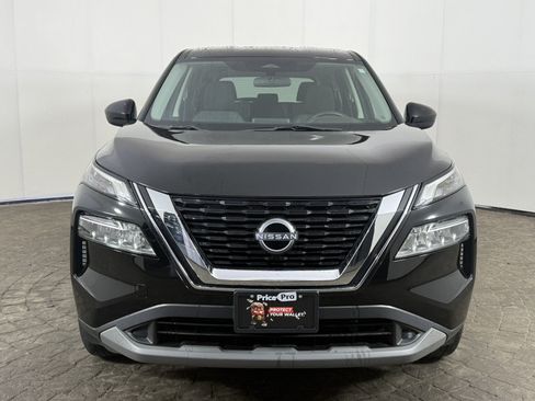 Used 2023 Nissan Rogue SV AWD/4WD image 2
