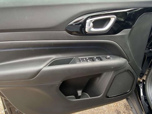 New 2026 Jeep Compass Latitude image 38