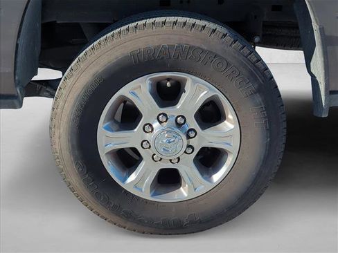 Used 2023 RAM 2500 Big Horn w/ Level 1 Equipment Group image 6