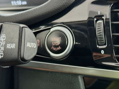 Used 2017 BMW X3 xDrive28i w/ Premium Package image 19