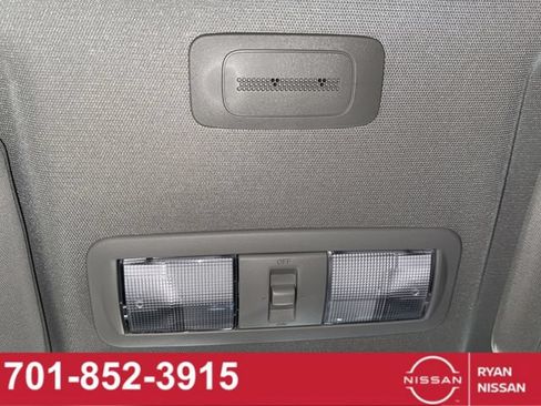 Used 2024 Nissan Frontier S w/ Technology Package RWD image 23