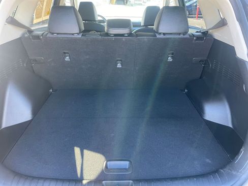 Used 2025 Kia Seltos S image 25