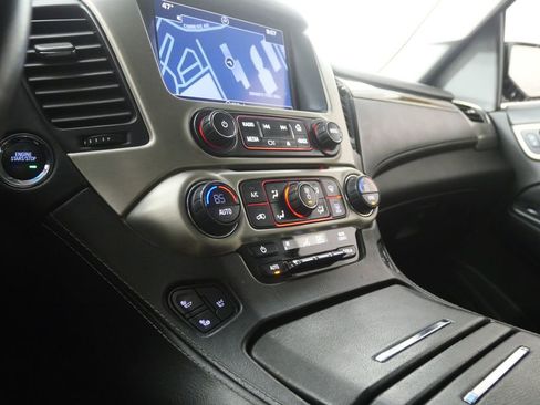 Used 2016 GMC Yukon XL Denali w/ Enhanced Security Package image 24