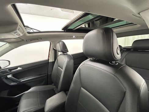 Used 2018 Volkswagen Tiguan SEL image 29