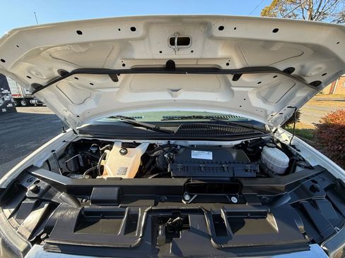 Used 2022 GMC Savana 2500 Regular Van 3D w/ Communications Package image 65