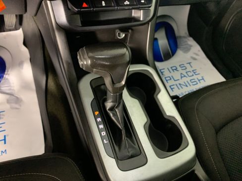Used 2017 Chevrolet Colorado LT image 25