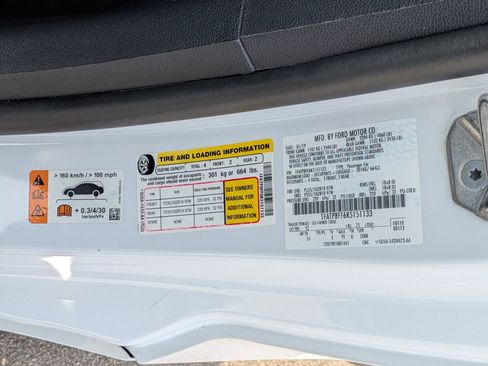 Certified 2019 Ford Mustang GT Premium w/ Equipment Group 401A image 39