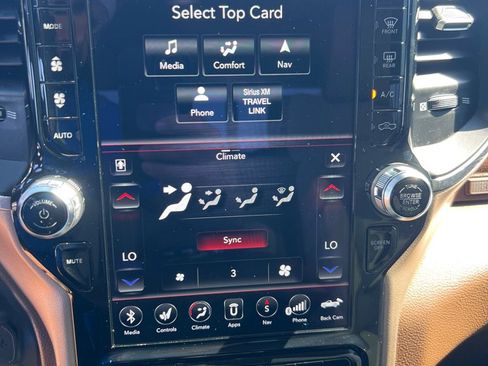 Used 2019 RAM 2500 Laramie AWD/4WD image 38
