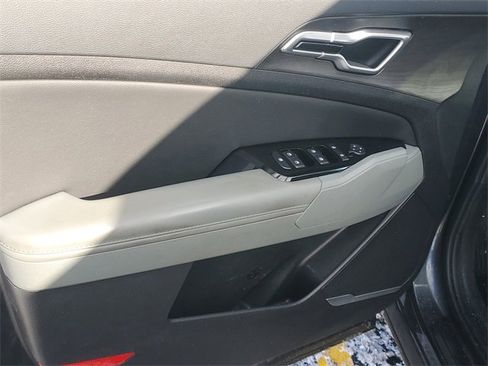 Certified 2023 Kia Sportage X-Line w/ X-Line Premium Package image 15