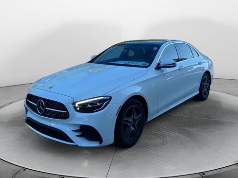 Used 2023 Mercedes-Benz E 350 4MATIC Sedan image 3