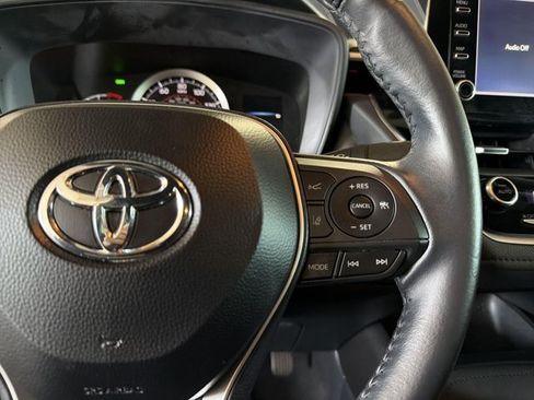 Used 2020 Toyota Corolla SE w/ SE Premium Package FWD image 16