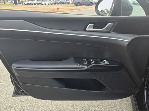 Used 2022 Kia K5 LXS image 18