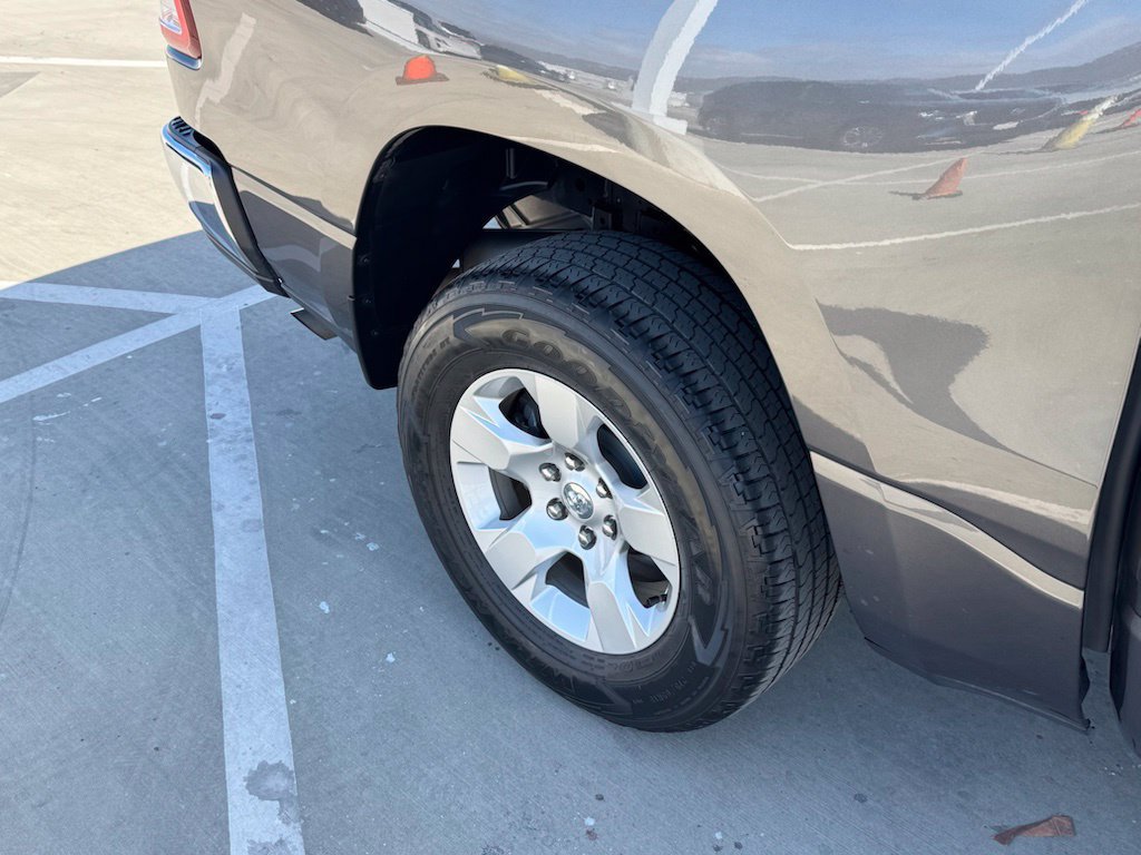 Used 2024 RAM 1500 Big Horn RWD image 25