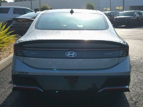 Certified 2025 Hyundai Sonata Limited image 23