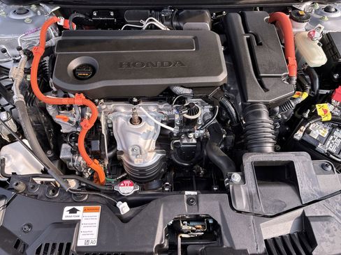 Certified 2025 Honda Accord Sport image 15