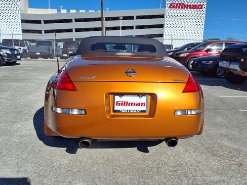 Used 2006 Nissan 350Z Touring image 21