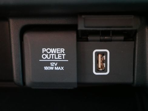 Used 2023 Honda Ridgeline Sport image 29