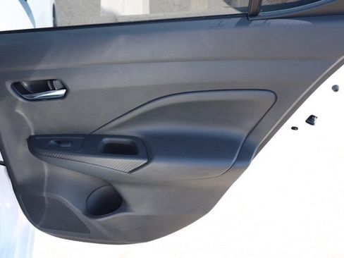 New 2025 Nissan Versa 1.6 SV w/ Trunk Package image 18