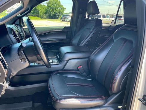 Used 2021 Ford Expedition Limited AWD/4WD image 18
