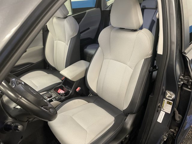 Used 2023 Subaru Forester Premium AWD/4WD image 11