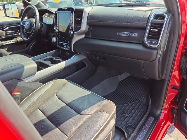 Used 2022 RAM 1500 Laramie w/ Sport Appearance Package AWD/4WD image 31