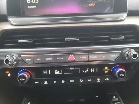 Used 2021 Kia Telluride EX w/ EX Premium Package image 14