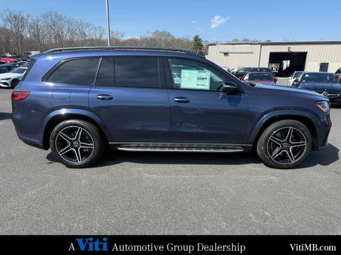 New 2026 Mercedes-Benz GLS 450 4MATIC image 9