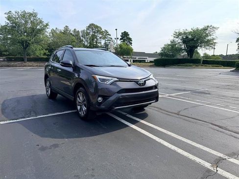 Used 2016 Toyota RAV4 Limited FWD image 7
