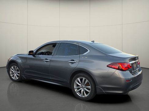 Used 2015 INFINITI Q70 3.7 w/ Deluxe Touring Package image 6