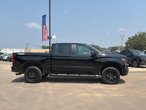 Used 2025 Chevrolet Silverado 1500 Custom Trail Boss w/ Turbomax Blackout Package AWD/4WD image 24
