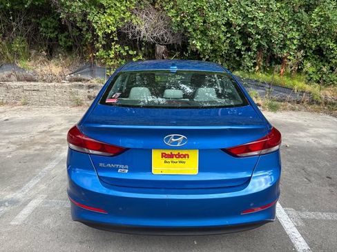 Used 2017 Hyundai Elantra SE FWD image 6