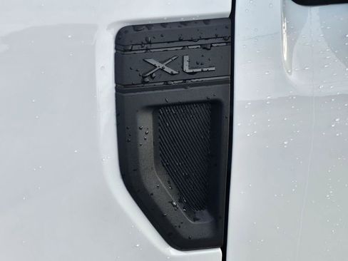 New 2026 Ford Maverick XL image 29