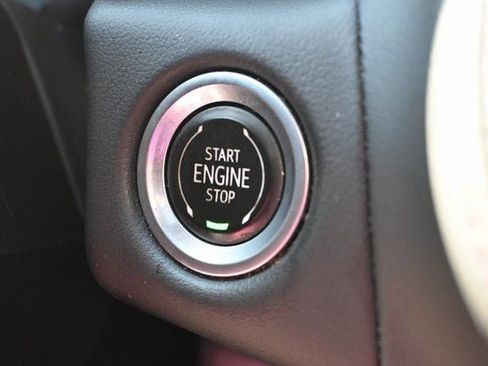 Used 2021 Chevrolet Tahoe RST image 35