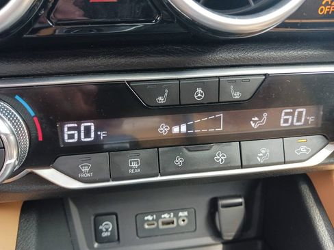Used 2024 Nissan Sentra SV w/ SV Premium Package FWD image 15