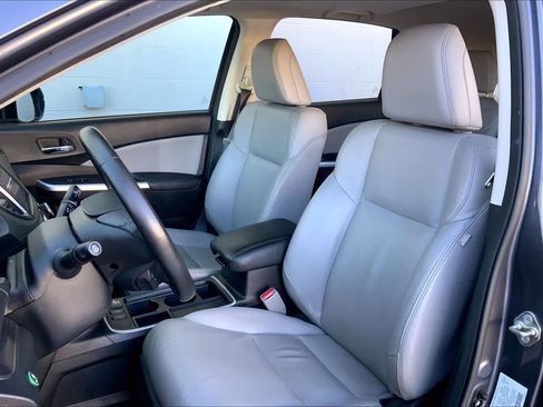 Used 2016 Honda CR-V Touring image 11