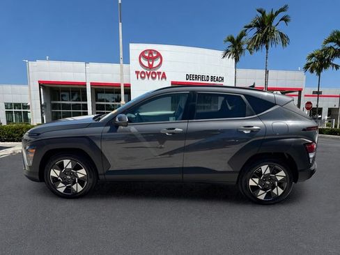 Used 2025 Hyundai Kona SEL FWD image 4