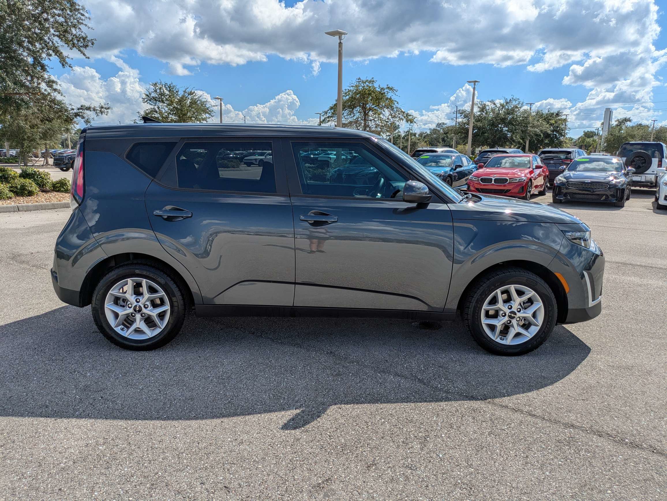Certified 2024 Kia Soul LX w/ Option Group 015 FWD image 3