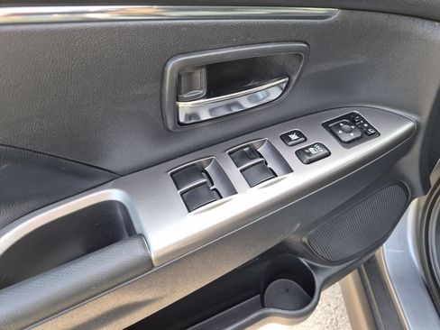 Used 2025 Mitsubishi Outlander Sport SE AWD/4WD image 10