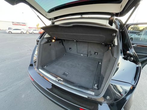 Used 2016 Audi Q5 2.0T Premium Plus w/ Technology Package image 27