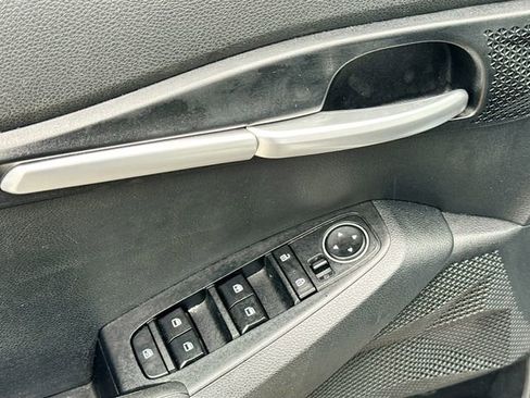 Certified 2022 Kia Seltos LX image 20