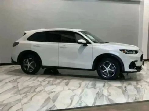 Used 2023 Honda HR-V EX-L image 38