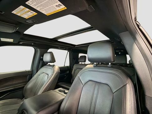 Used 2021 Ford Expedition Max Limited AWD/4WD image 21