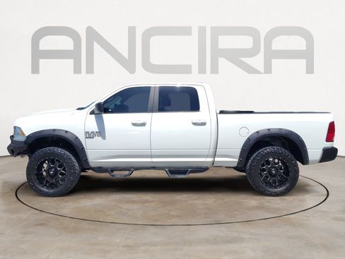 Used 2020 RAM 1500 Classic SLT AWD/4WD image 7
