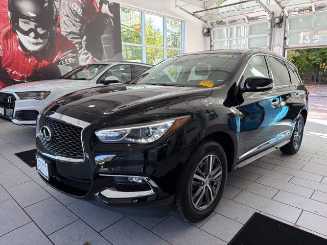 Used 2019 INFINITI QX60 Luxe w/ Essential Package AWD/4WD image 1